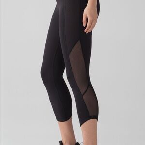 Lululemon Body Con Crop Leggings Sz 8
